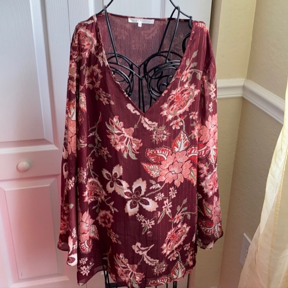 Violet & Claire top size 2X